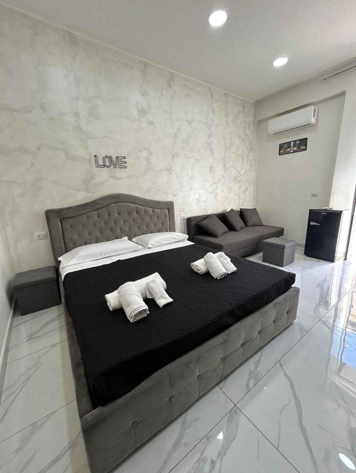 Apartament Terrazza Luxury Valentino Neapol Zewnętrze zdjęcie