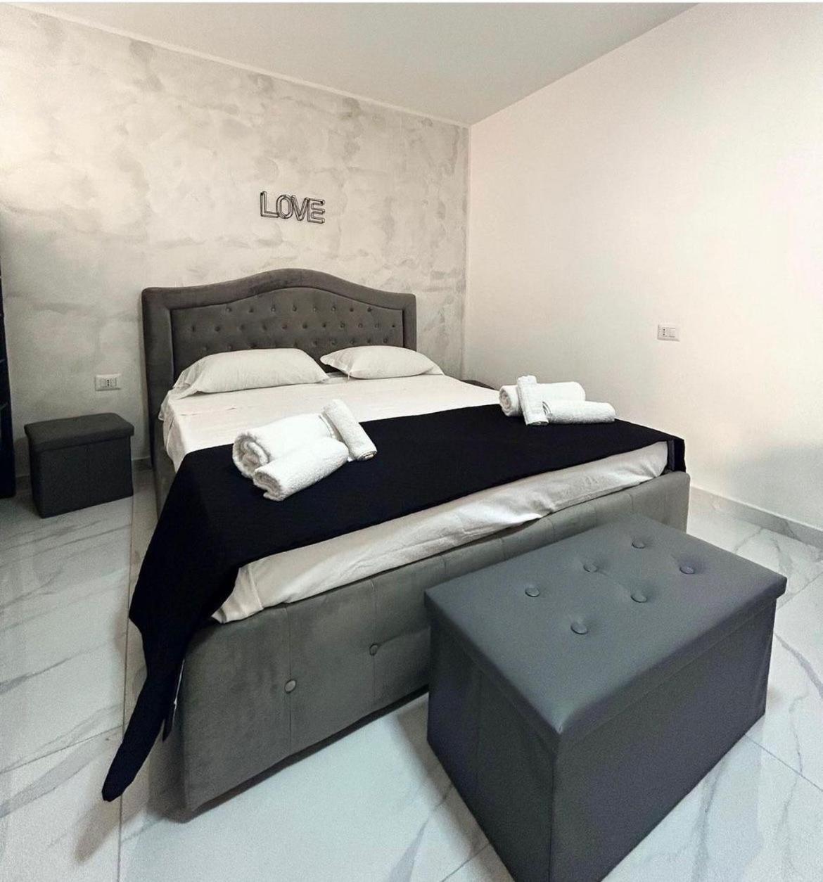 Apartament Terrazza Luxury Valentino Neapol Zewnętrze zdjęcie