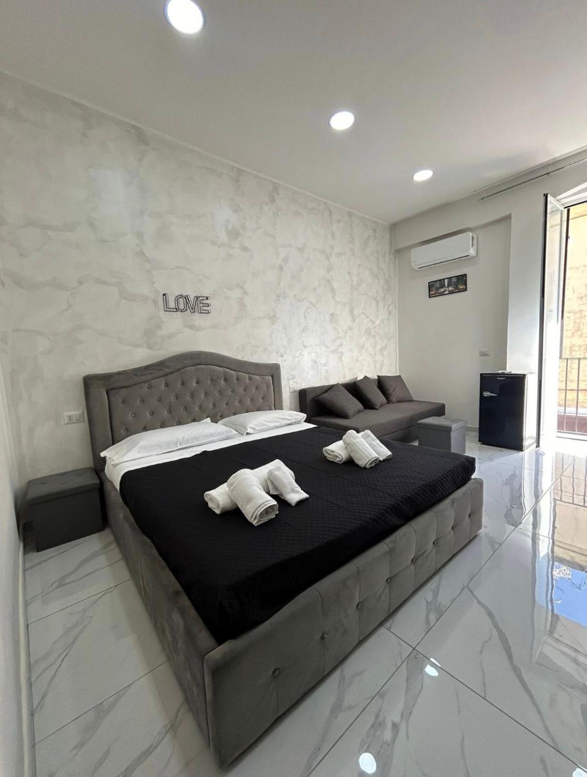 Apartament Terrazza Luxury Valentino Neapol Zewnętrze zdjęcie